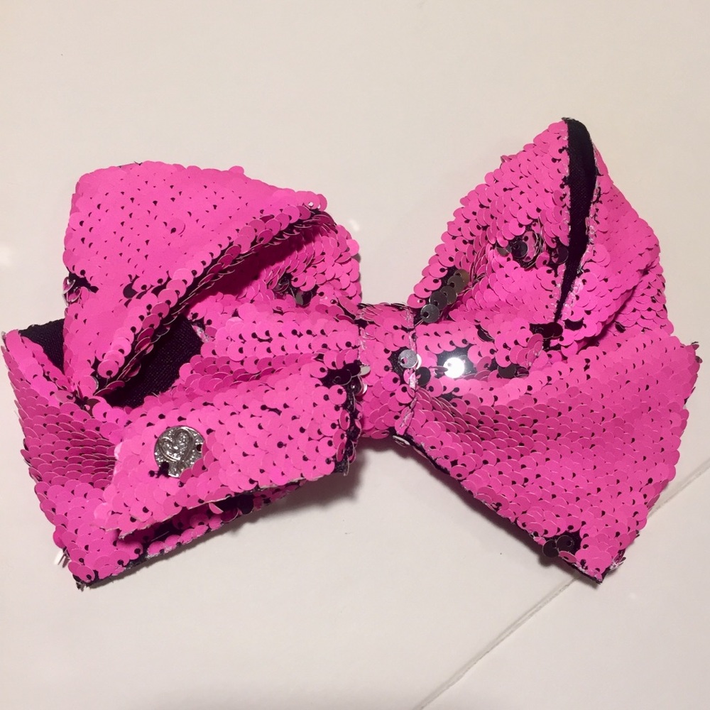 Pink and silver flip sequin JoJo Siwa bow